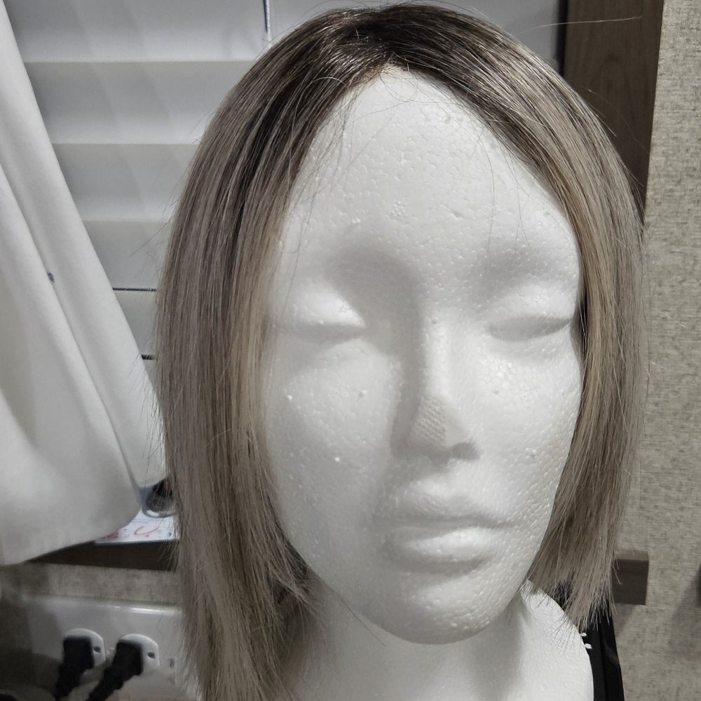 Womens Salt N Pepper Wig
